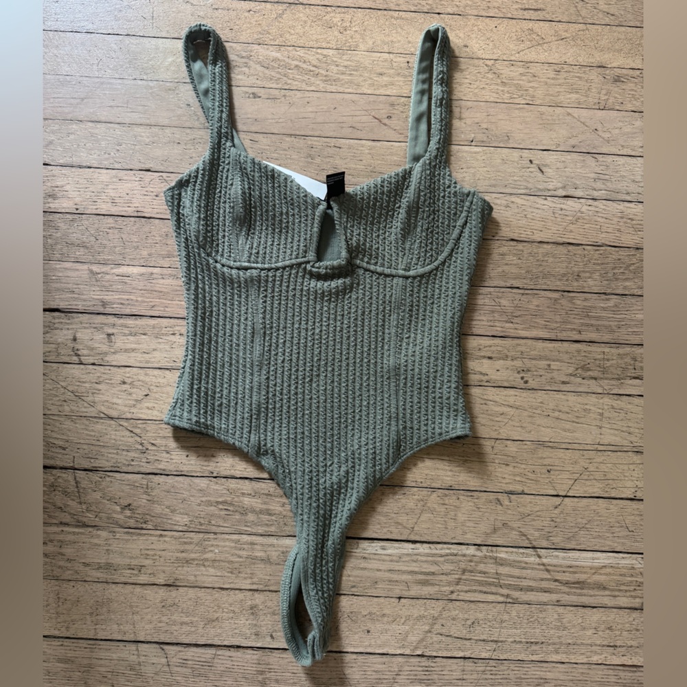 NWT Forever 21 Bodysuit